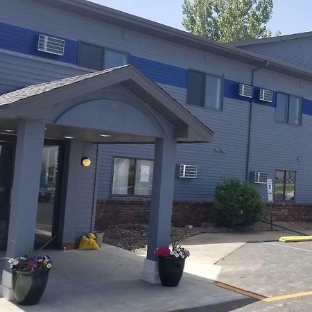 Travelodge By Wyndham Wahpeton Buitenkant foto