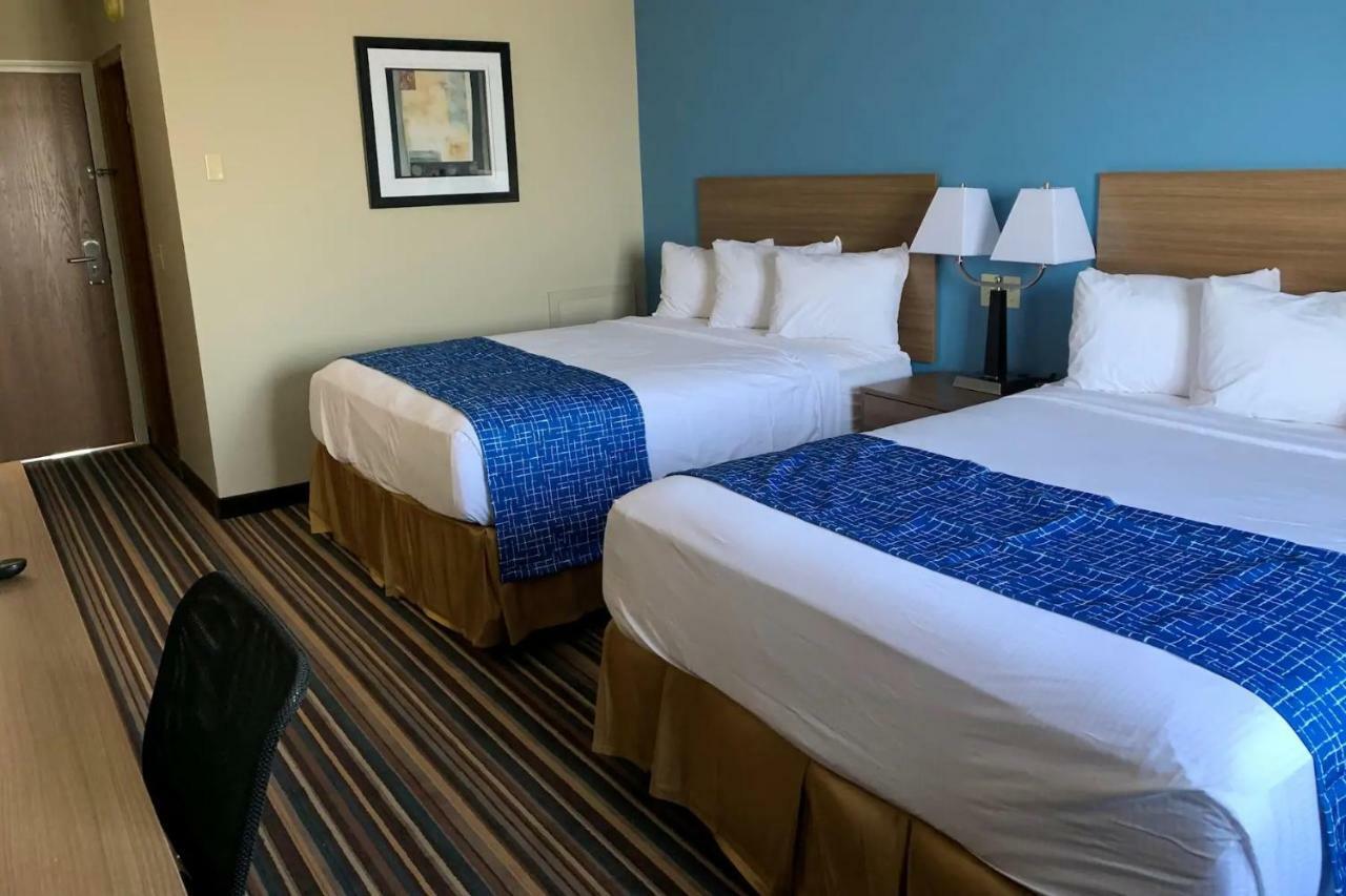 Travelodge By Wyndham Wahpeton Buitenkant foto